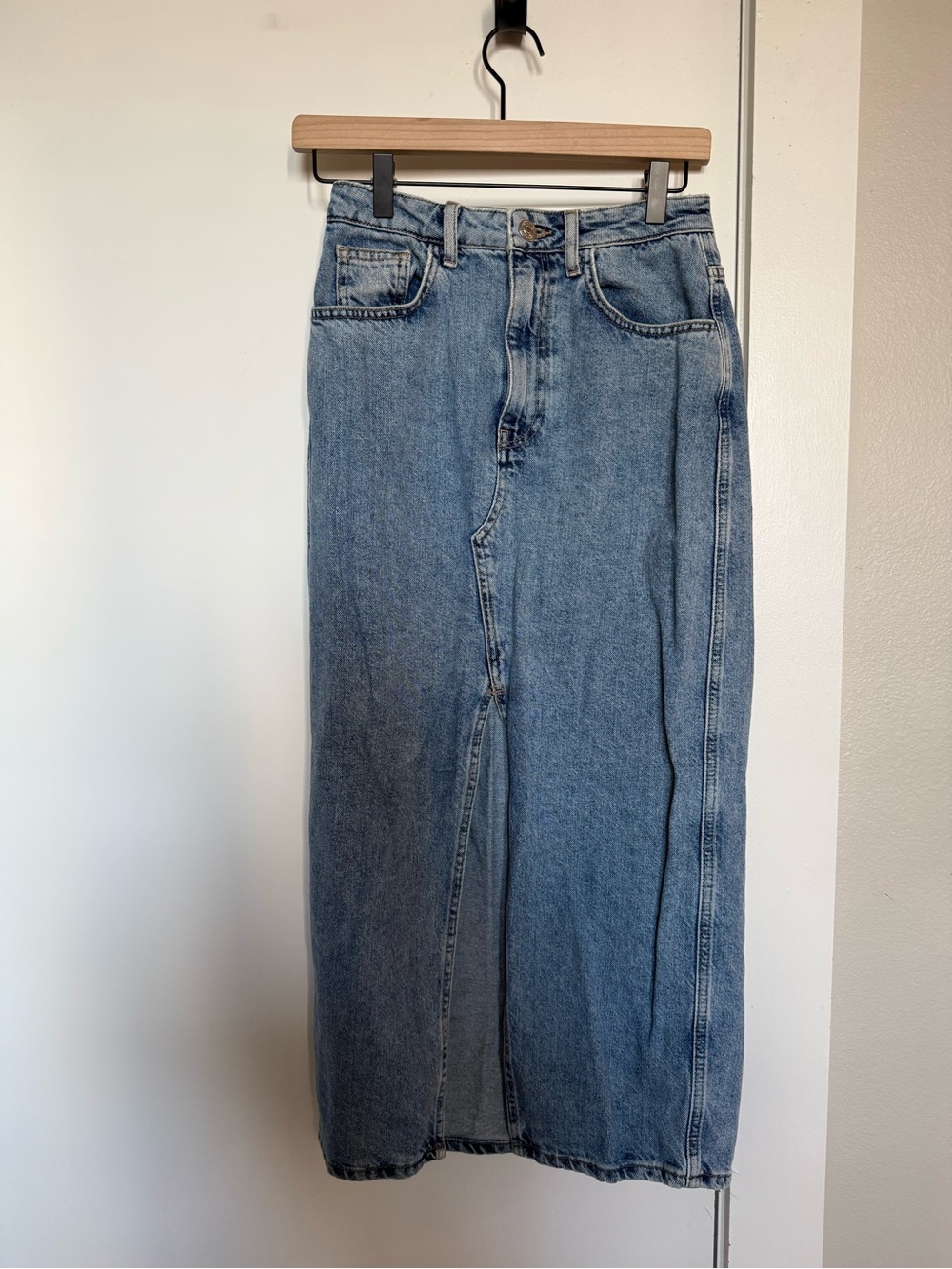Mango Straight-Leg Denim Jeans in Light Blue